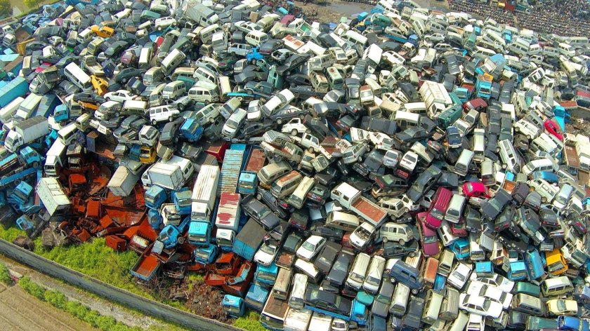 Свалка автомобилей