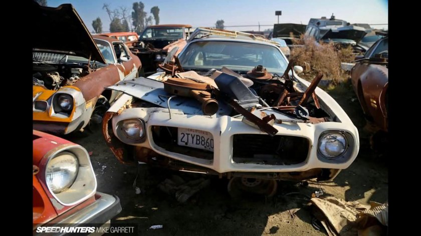 Свалка автомобилей