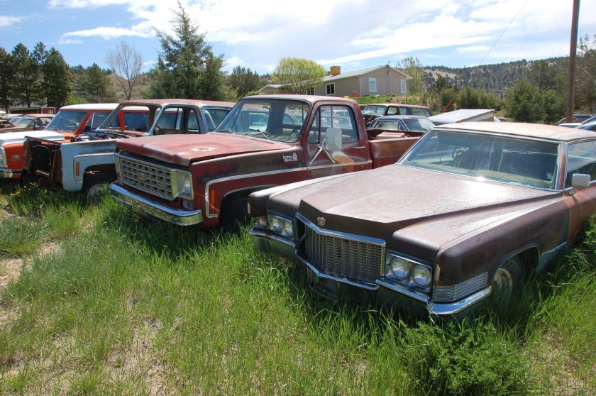 Свалка машин