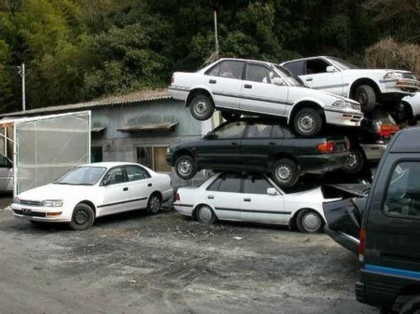 Автосвалка в Японии