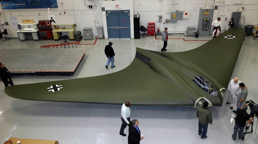 Летающее крыло Horten ho 229