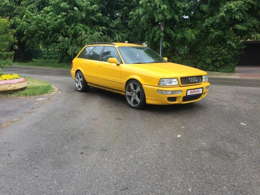 Audi rs2 b4