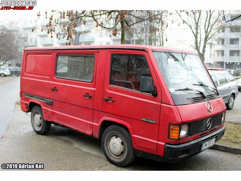 Mercedes mb100d