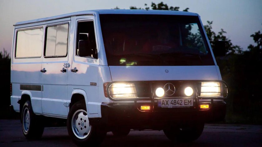 Mercedes-Benz mb100/mb140