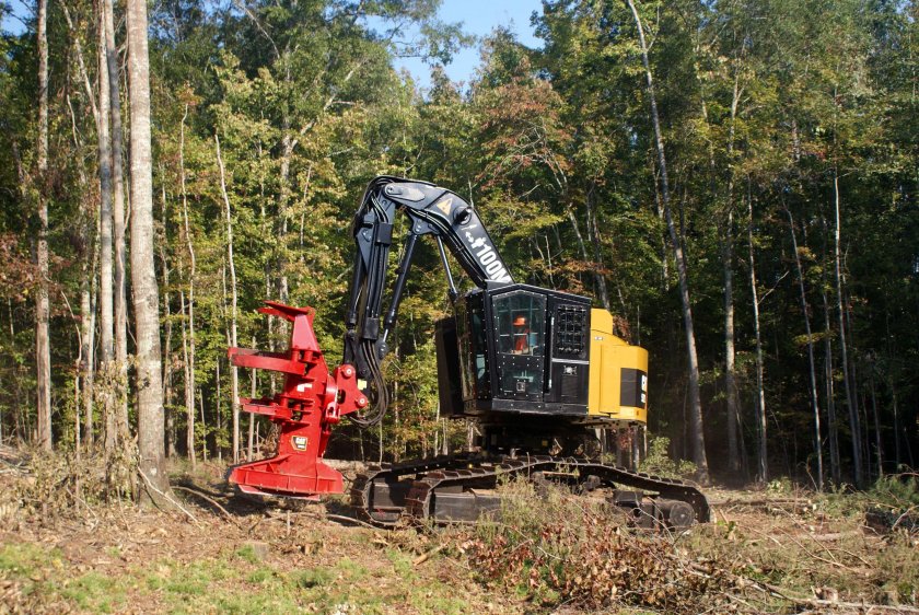 Cat 522 валочно-пакетирующая машина