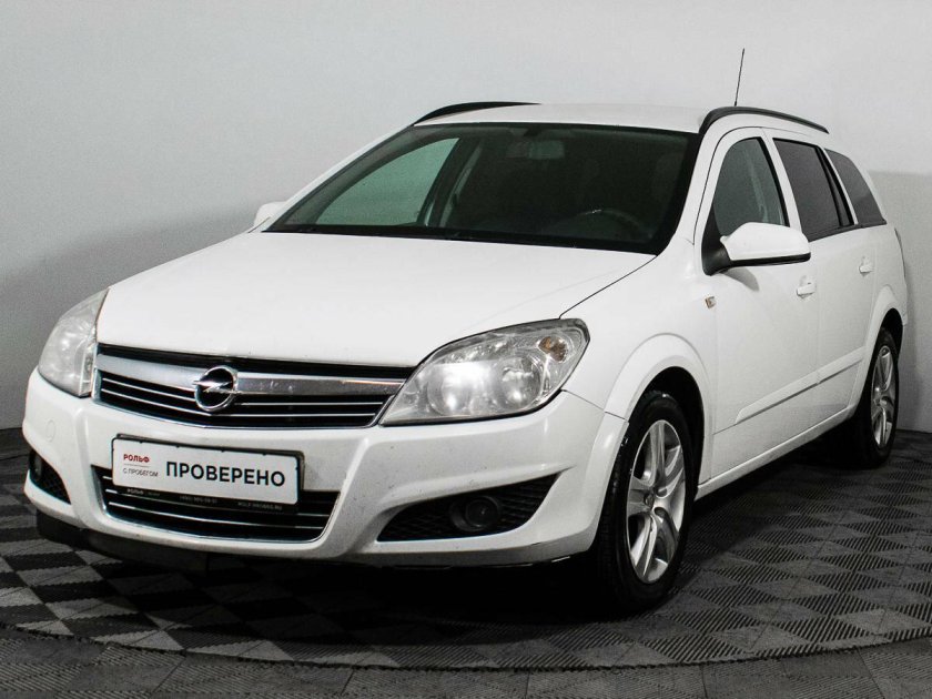 Опель Астра h универсал белый