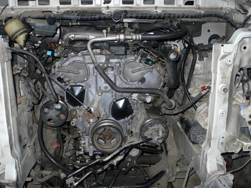 Ниссан Эльгранд е51