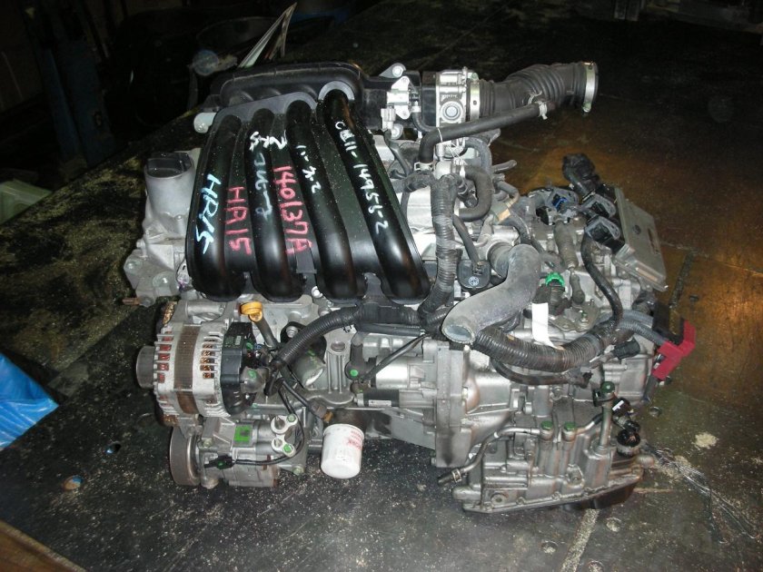 Двигатель hr15 Nissan