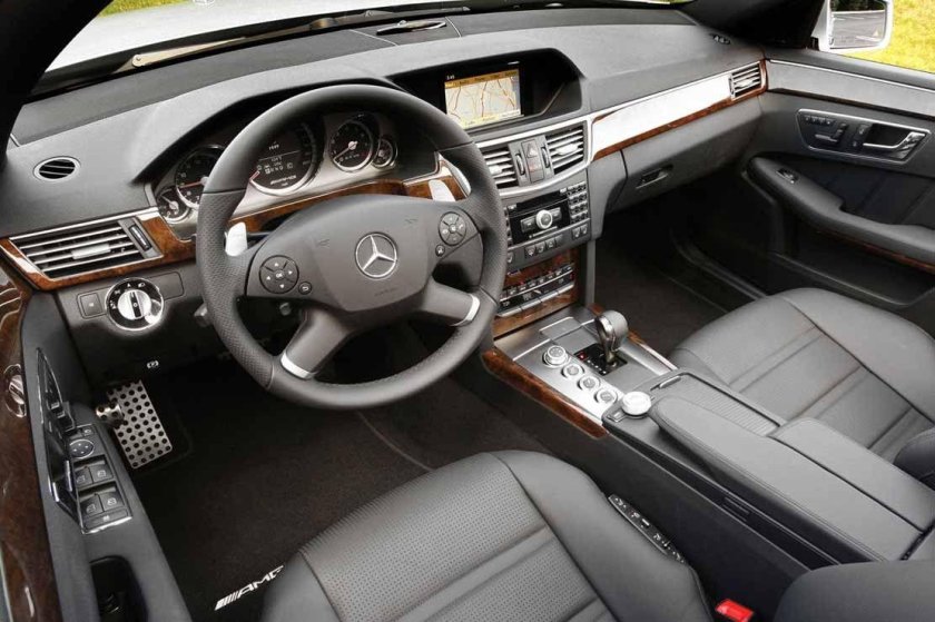 Mercedes Benz w212 Interior