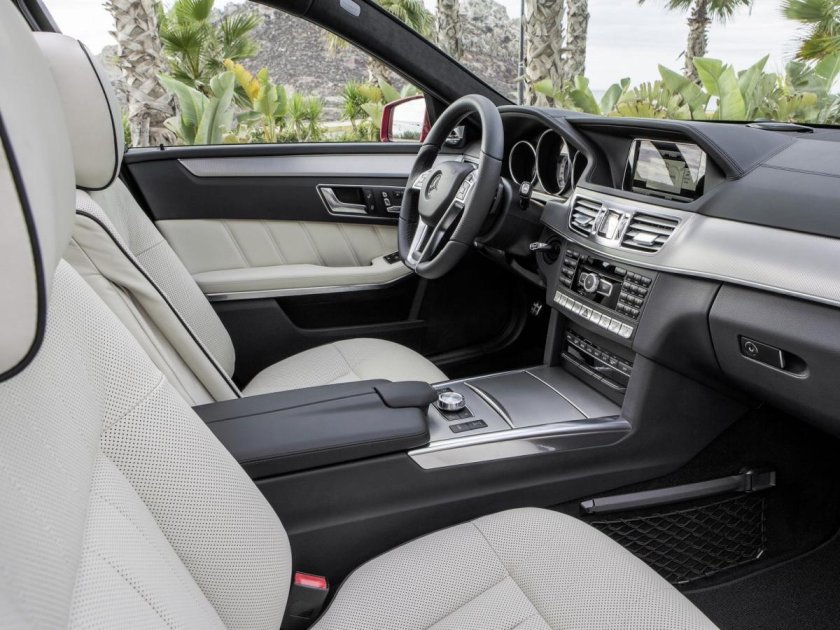 Мерседес-Бенц е-класс w212 салон