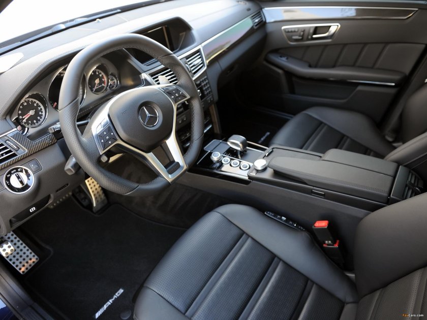 Mercedes Benz e63 AMG w212 салон