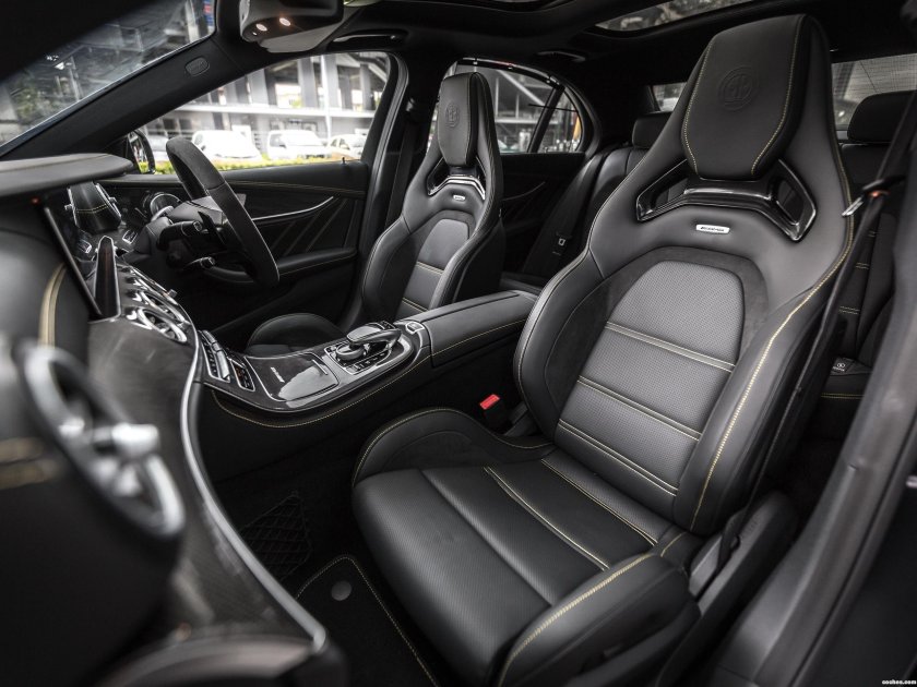 Mercedes e63s AMG салон