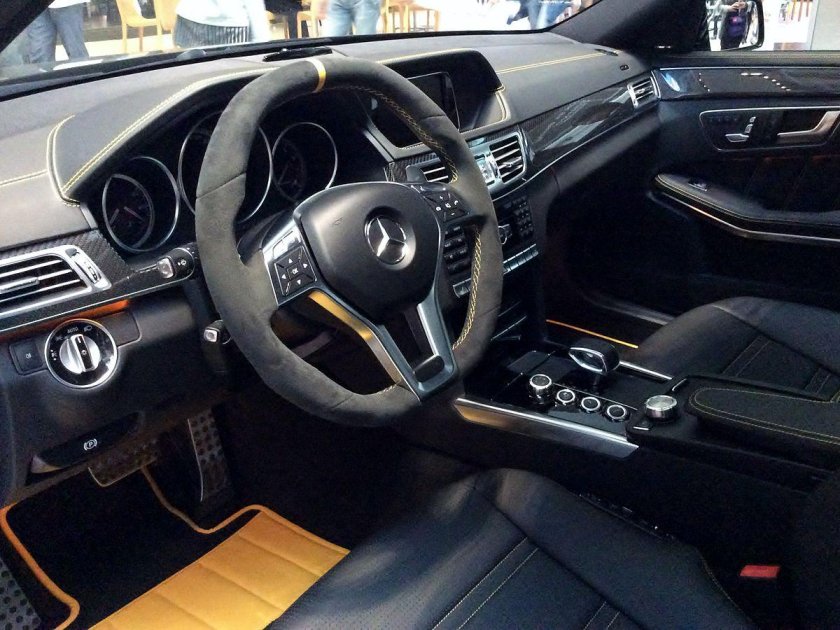 Мерседес е63 АМГ w212 салон
