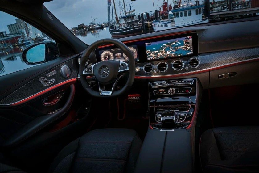 2018 Мерседес Бенц АМГ е43