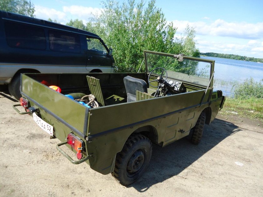 ЛУАЗ 967 967м