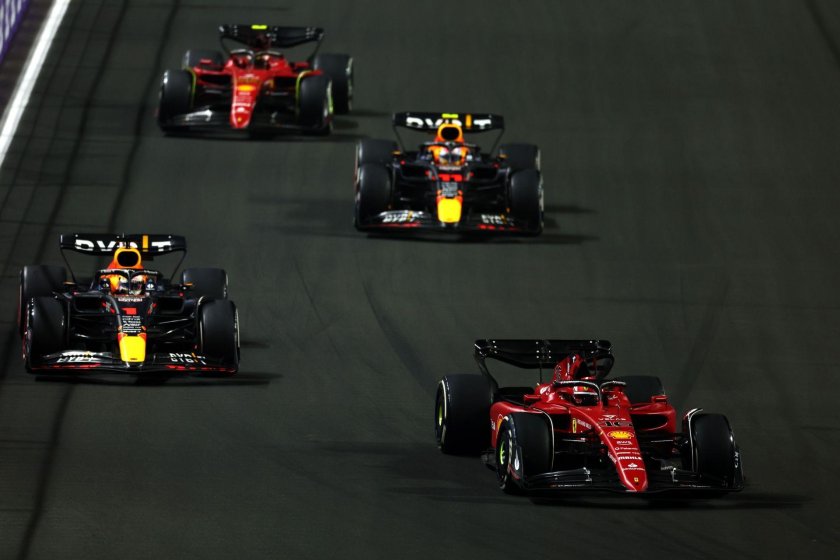 Болид формулы 1