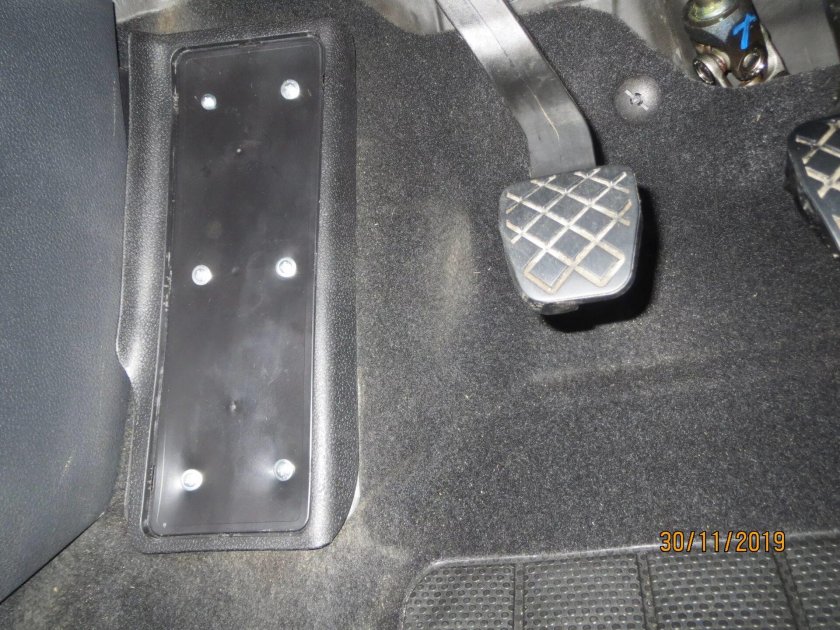 Накладка под ноги водителя