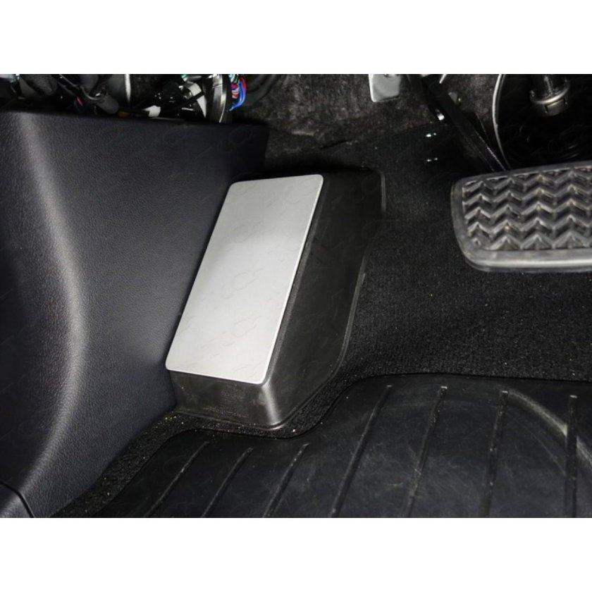 Тойота Прадо 120 упор под левую ногу водителя