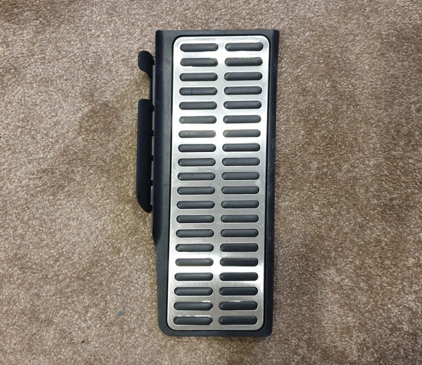 Накладка под левую ногу Туарег НФ