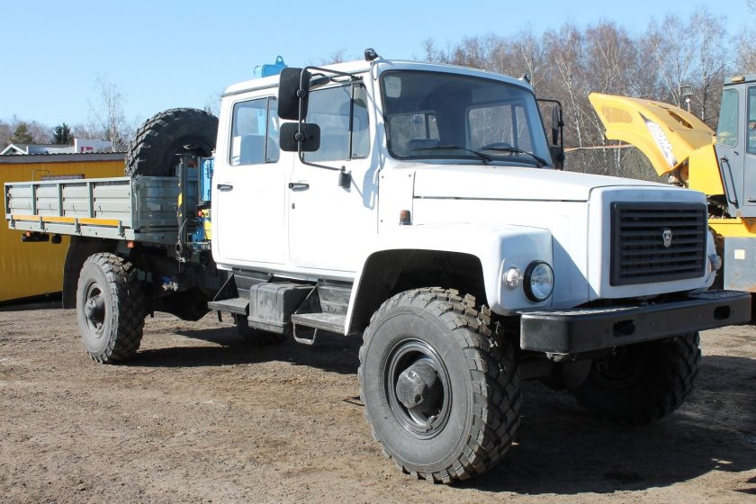 Автомобиль ГАЗ 33088