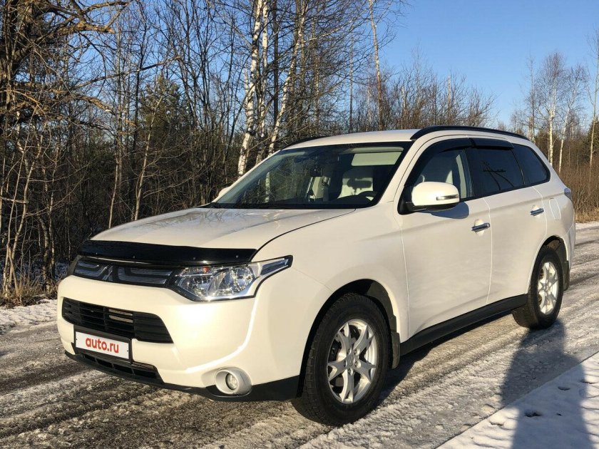 Mitsubishi Outlander 2013