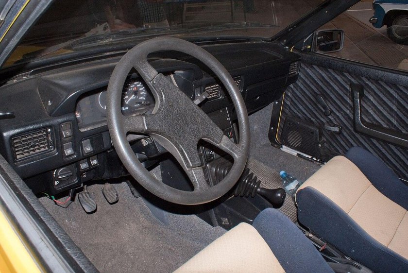 Фиат Полонез салон