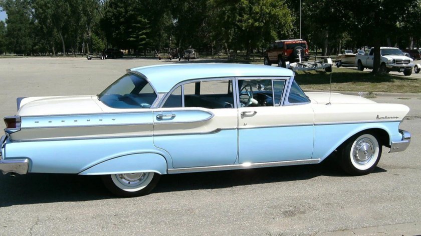 Mercury Monterey 1957