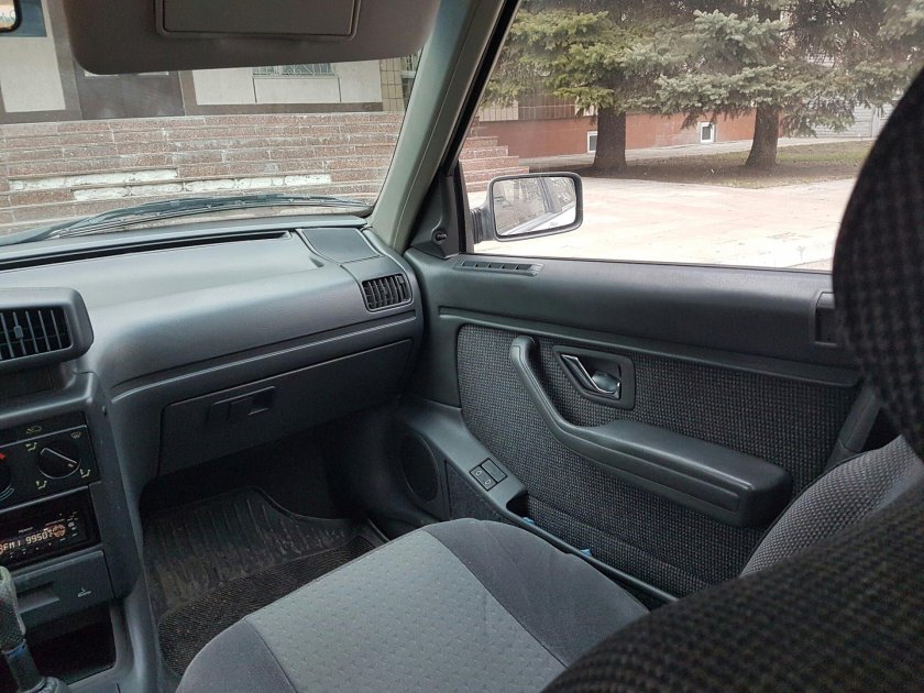 Peugeot 405 Interior