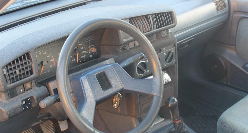 Торпеда Пежо 405