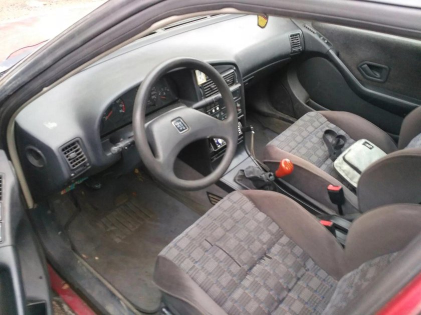 Peugeot 405 mi16 салон