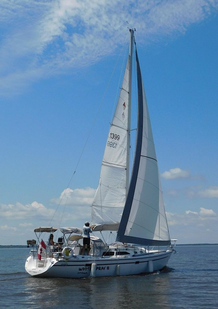 Яхта Catalina 36 парусная