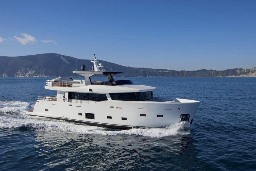 Яхта Эстетика