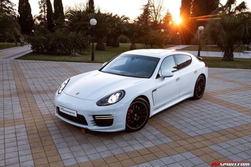 Porsche Panamera GTS