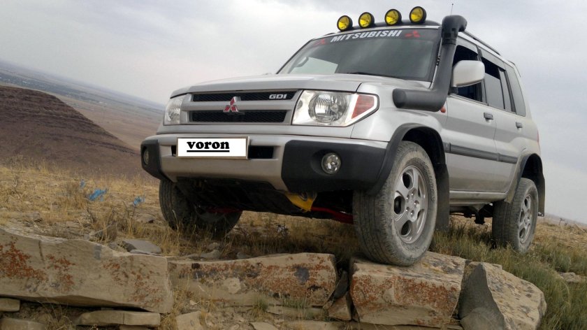 Паджеро Пинин офф роуд