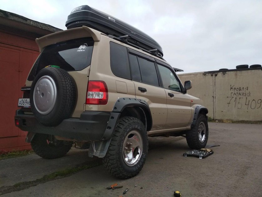 Mitsubishi Pajero 3 бушвакеры