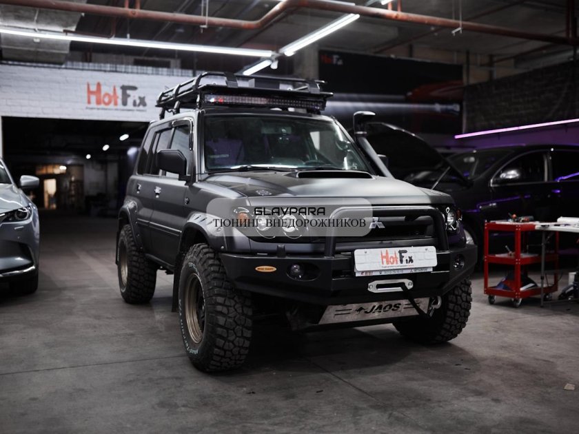 Передние фары для Mitsubishi Pajero Пинин