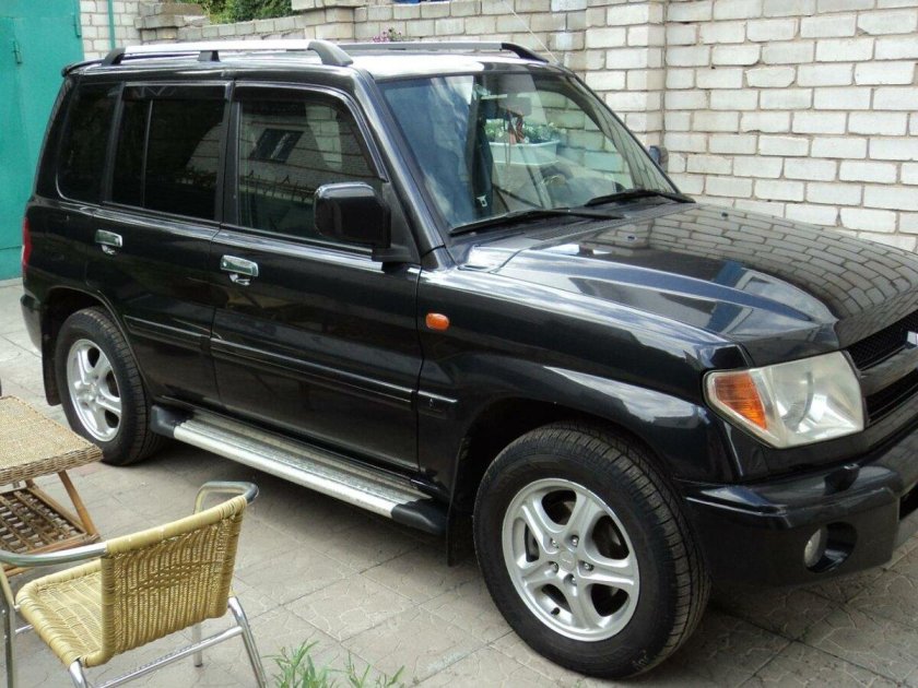 Мицубиси Паджеро Пинин 2004