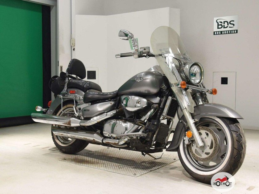 Suzuki Boulevard c90