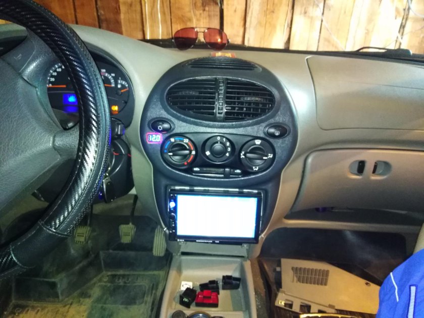 Лада Калина 1 магнитола 2 din