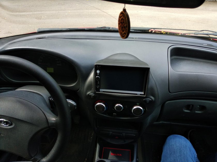 2 Дин магнитола Лада Калина 1