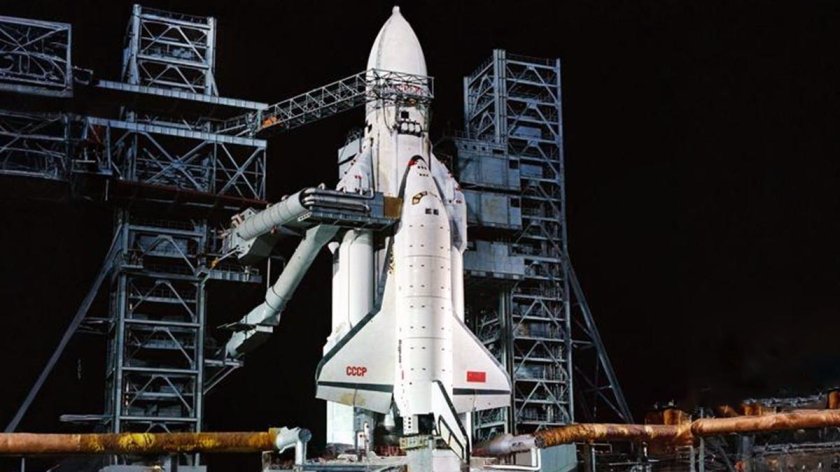 Буран космический корабль СССР