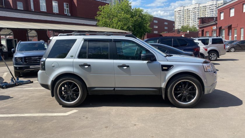 Suzuki Grand Vitara r19