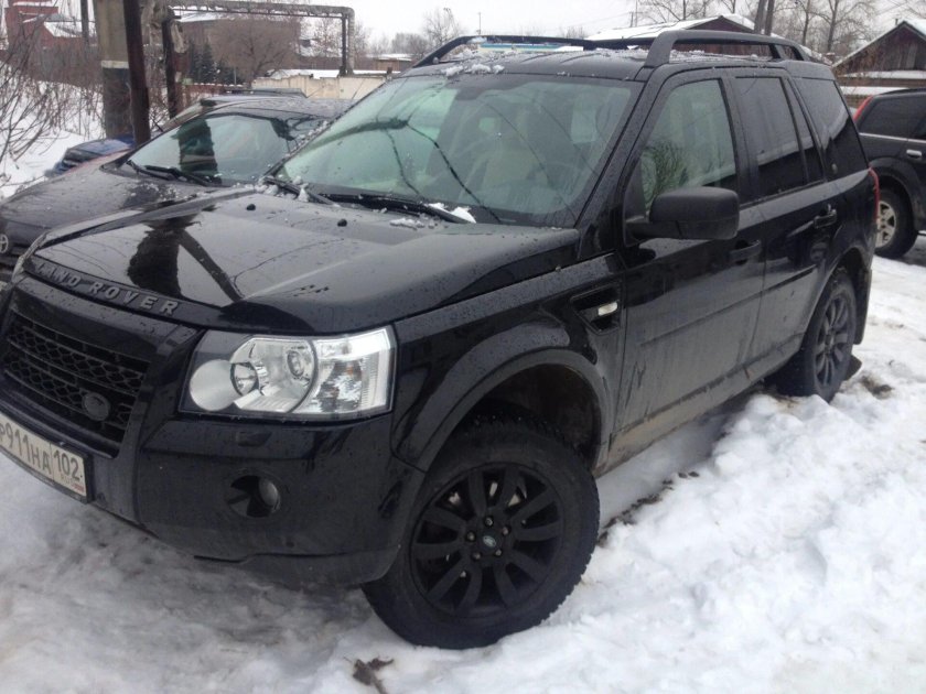 Freelander 2 черная решетка