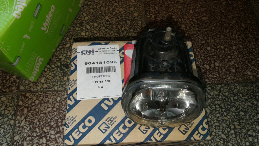 Противотуманные фары Ивеко Стралис