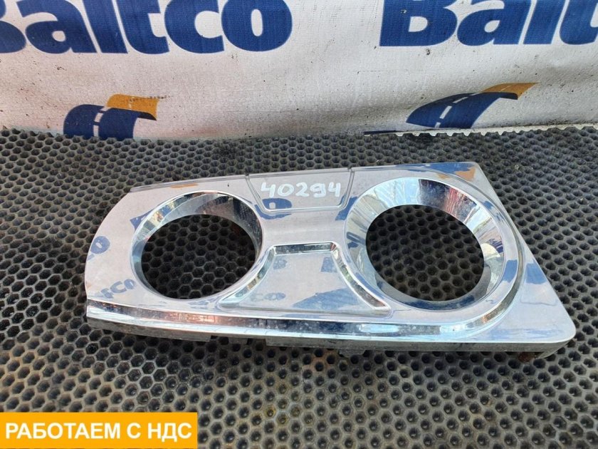 Рамка противотуманной фары Ивеко Стралис