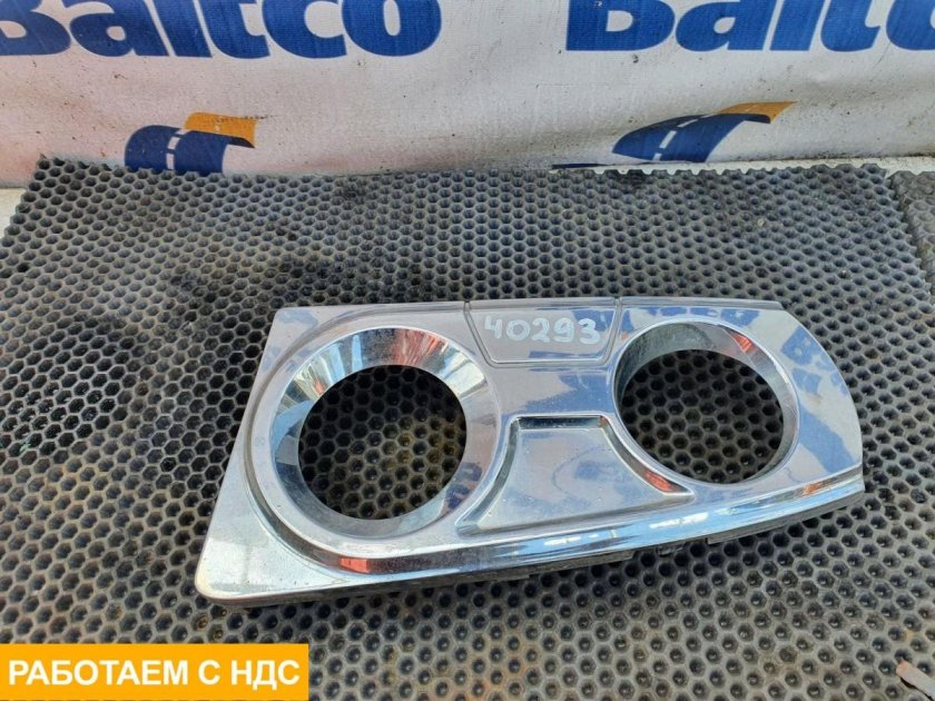 Рамка противотуманной фары для Iveco Stralis