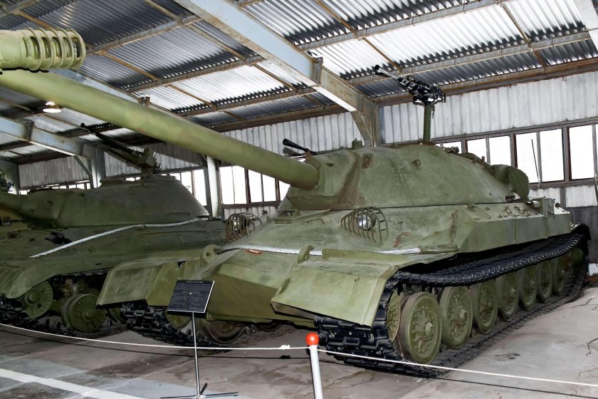 Советский танк ИС 7