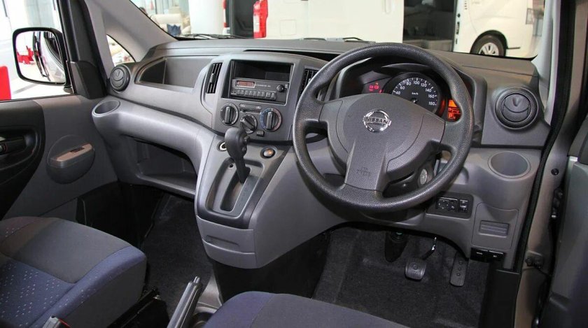 Ниссан нв 200 Ванетте