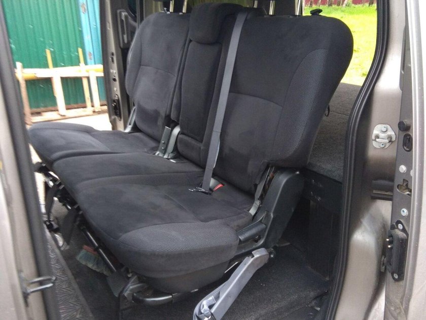 Ниссан нв200 пассажирский