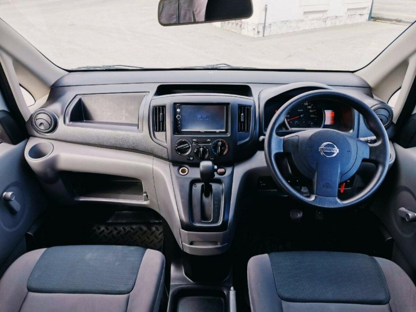 Nissan nv200 левый руль